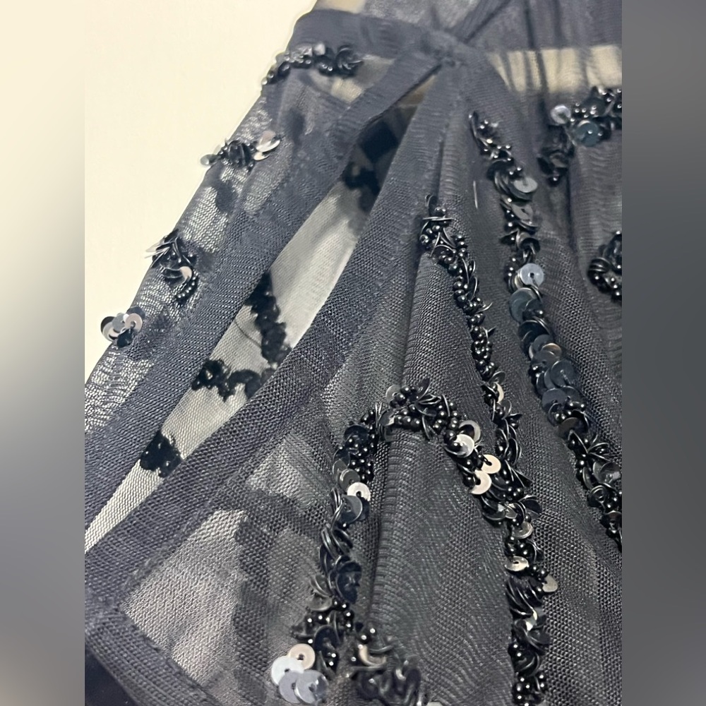 White House Black Market sequined black split sleeved tunic, Size L - Picture 4 of 5